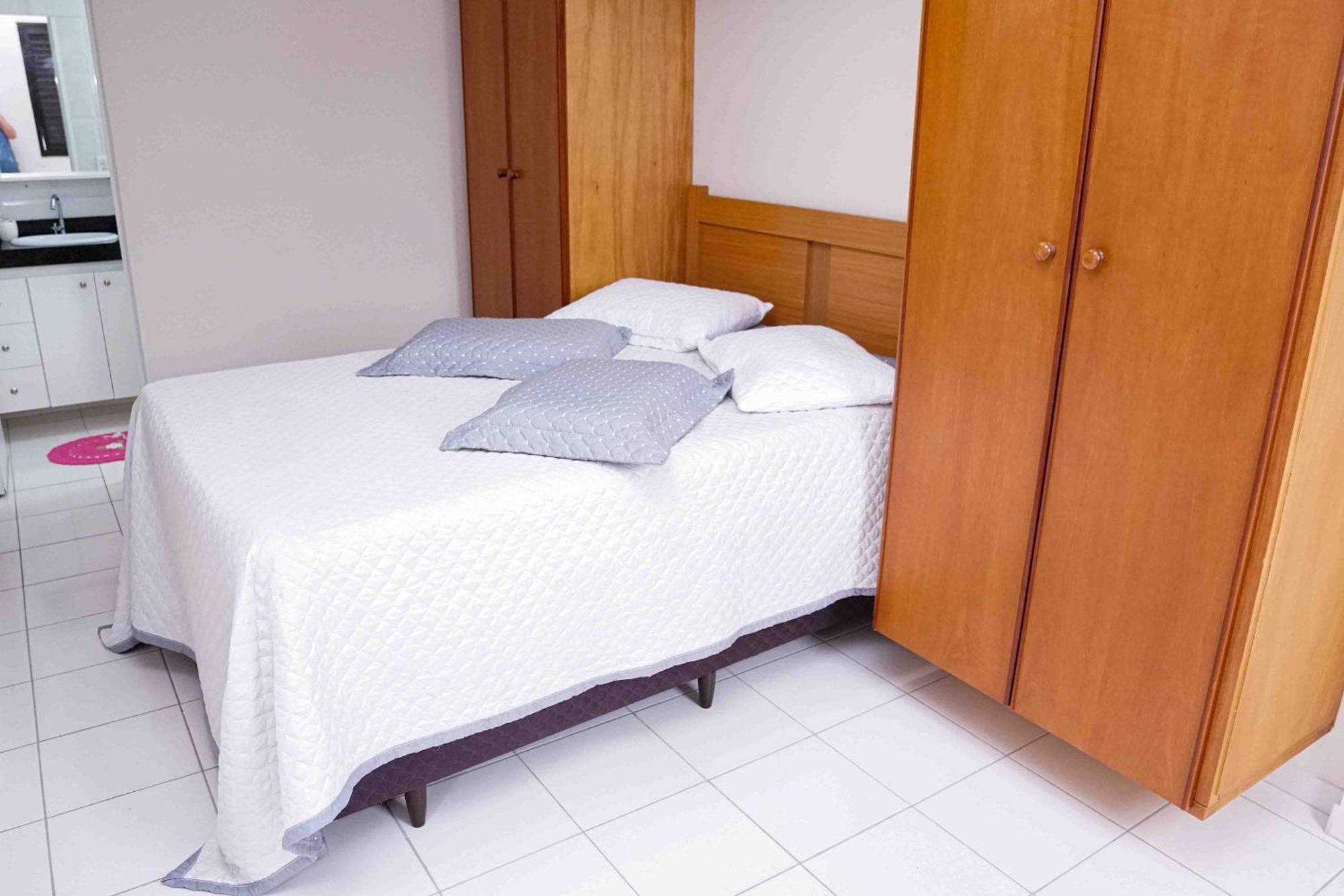 Menlia Apartment