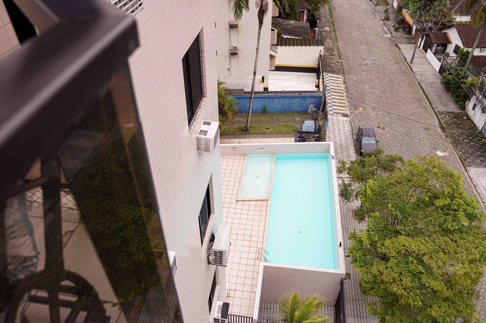 Menlia Apartment